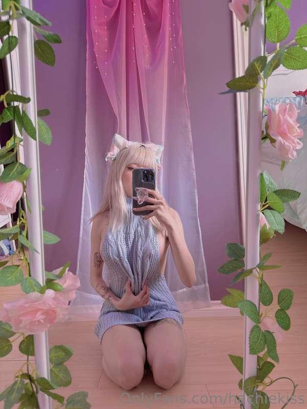 Do you want to see my ass in this virgin killer 🙈