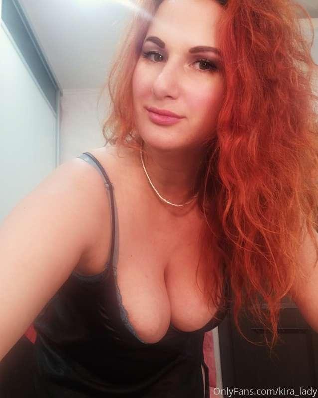 have a wonderful mood , darling , lots of kisses😘😘😘