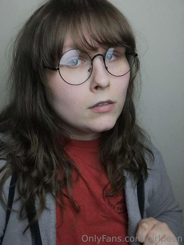 girlpeen image #0