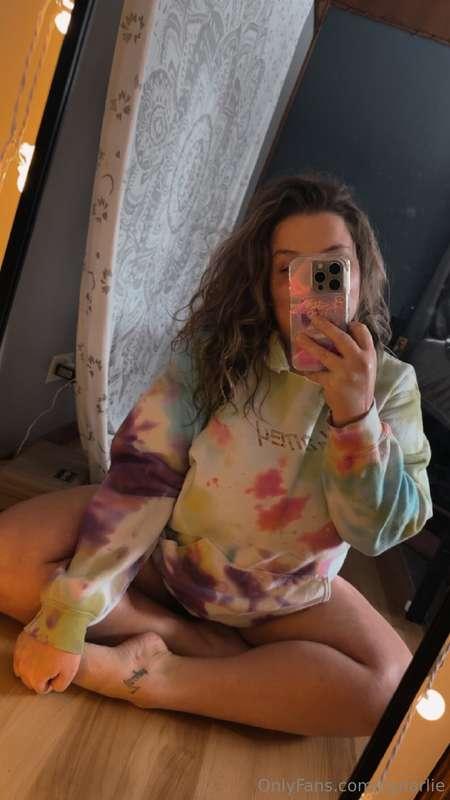 BAD BITCHES GET SAD TOO (it’s me I’m sad) (over a boy gross)