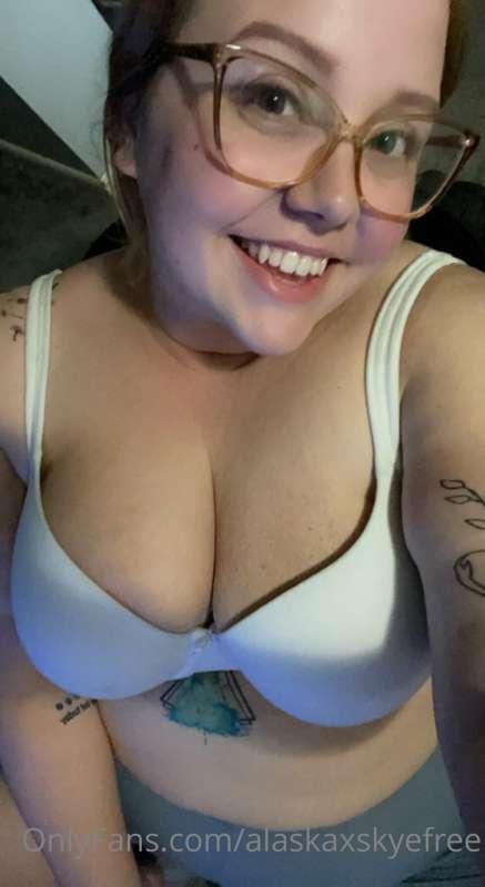 Catch me naked on my premiumsnap & paid profile every day 🤪