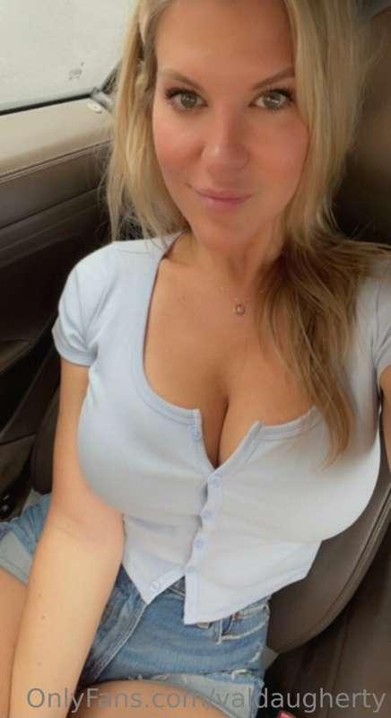TGIF! What are your weekend plans? 😊