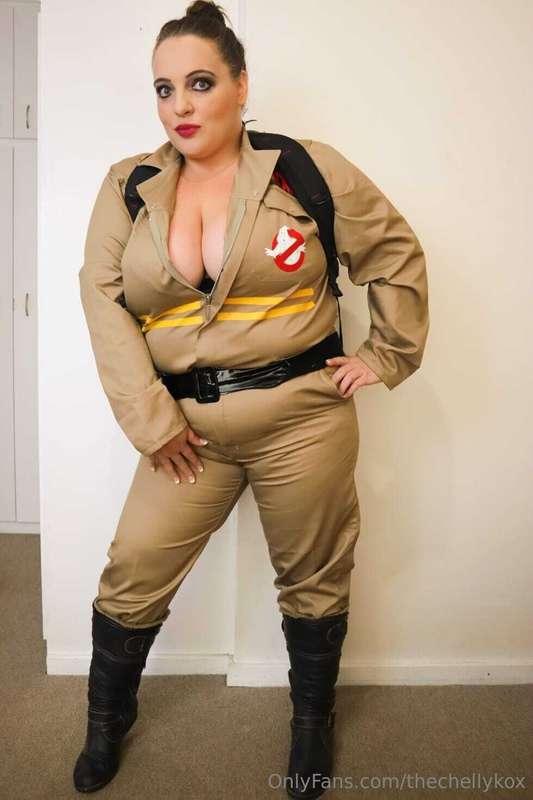 Guess what’s scarier than ghosts? Missing my October content..