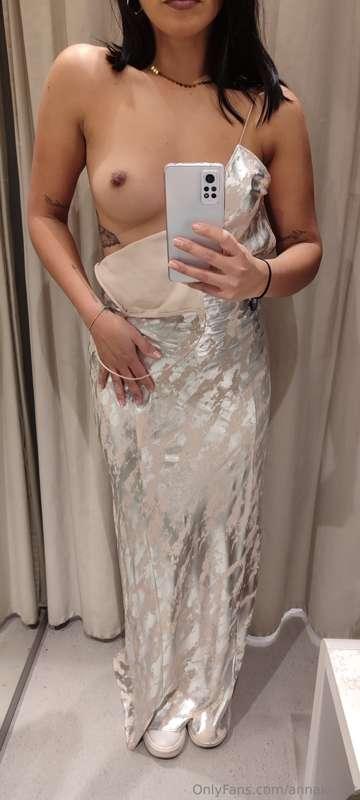 I love this dress!!😍😍