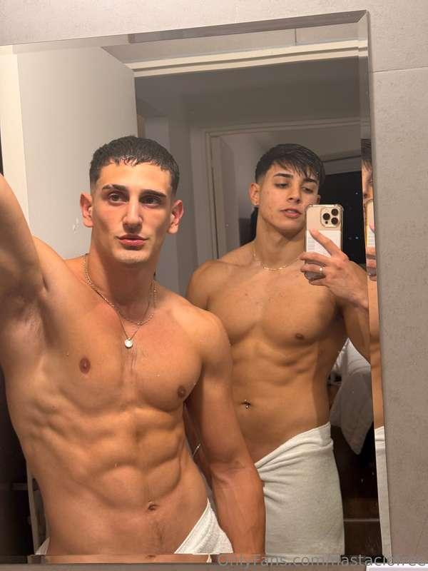 i’m throbbing... what are you waiting for? 🍆💦