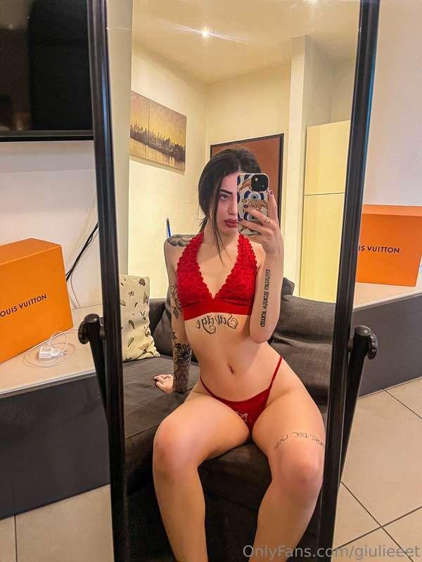 Dormire senza vestiti è così comodo… 🤭