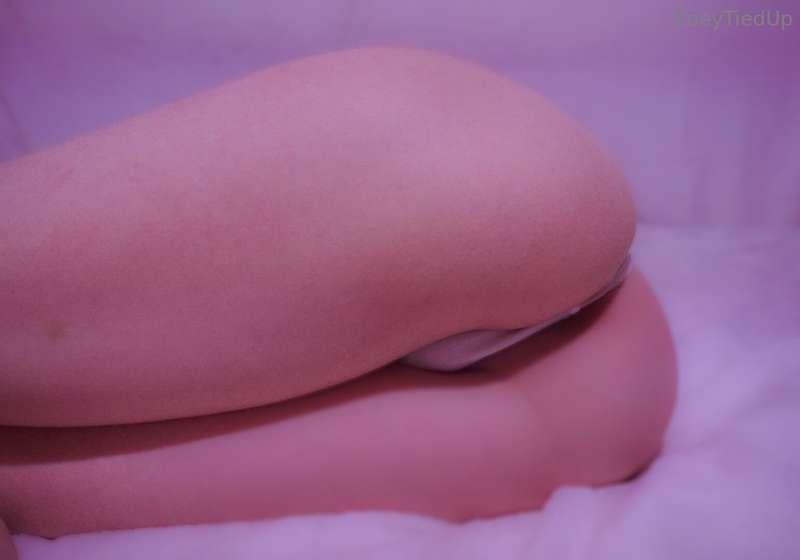 zoeytiedup image #8