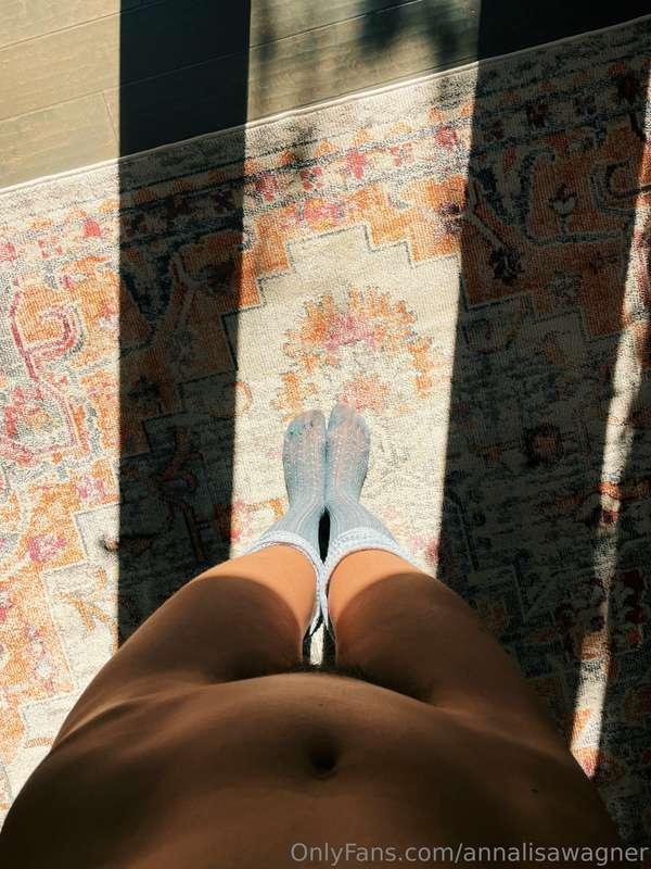 Tip-toeing on my new rug ✨