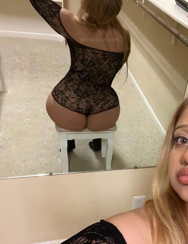really want to get back into doing picture sets! 🥺
