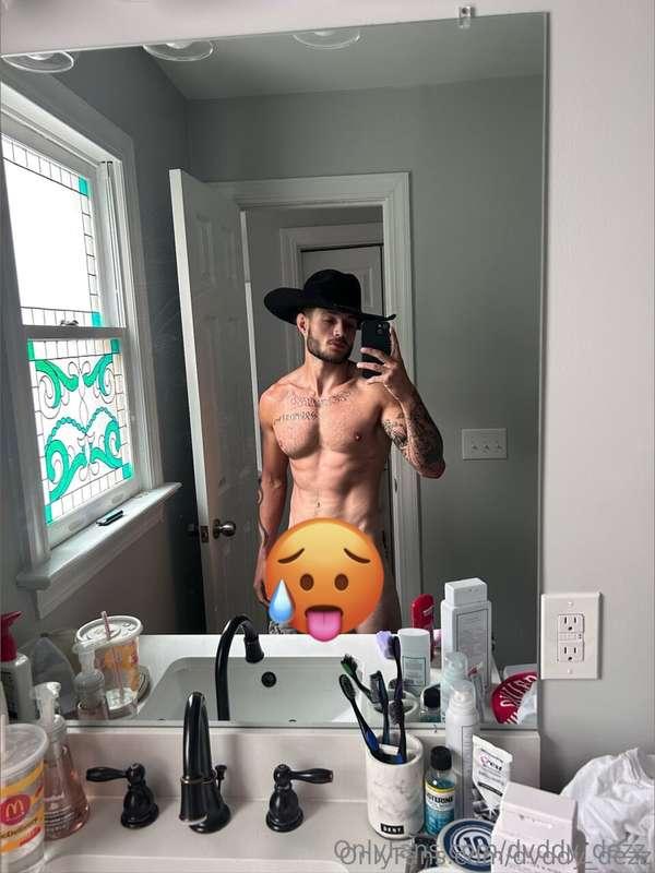 Don't you want a HOT AMERICAN STUD to end your fourth of Jul..