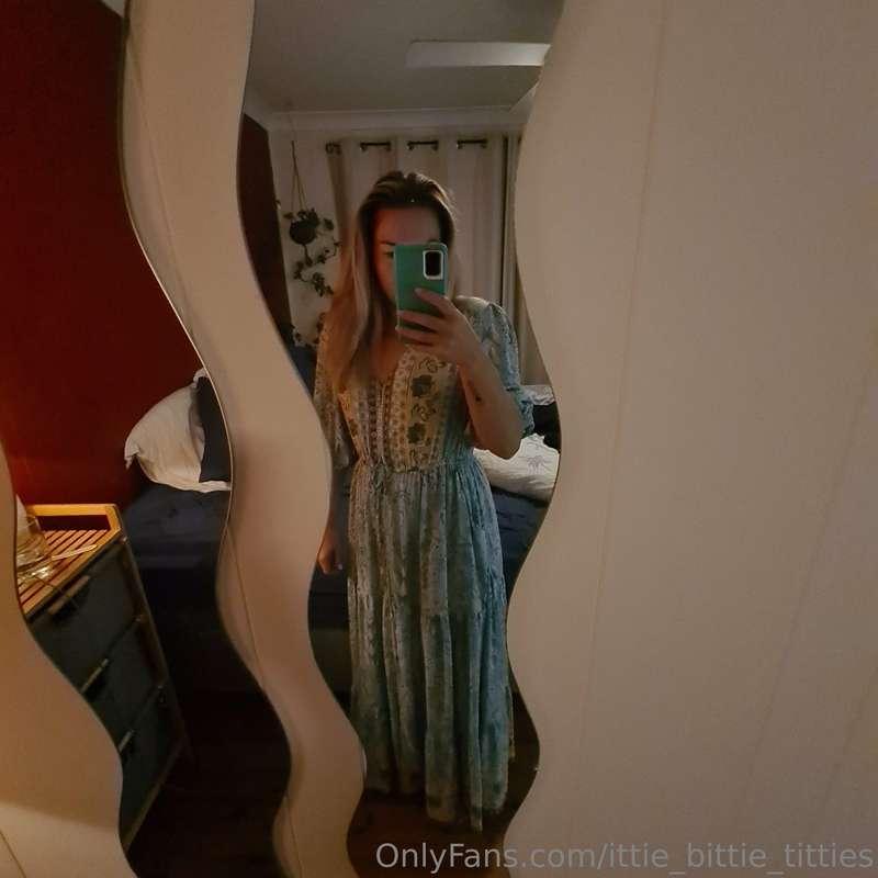 ittie_bittie_titties image #0