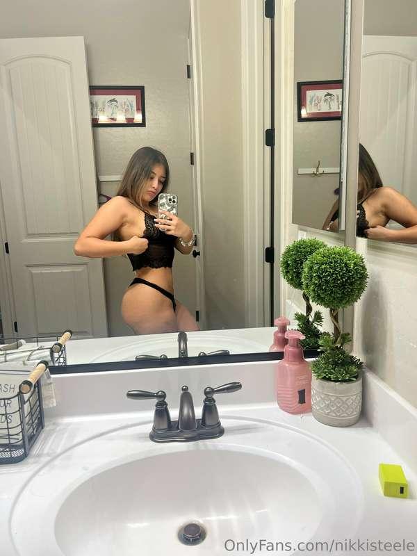 my gym routine is finally paying off💪 but ive always dreamed..