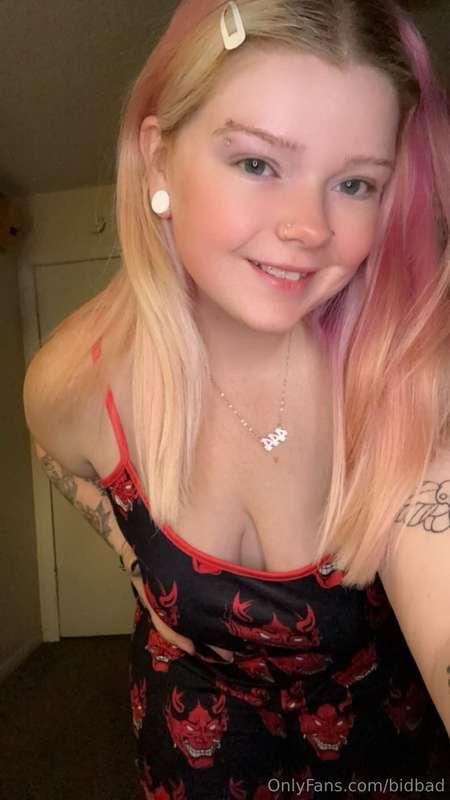 I know you want me (; hit my inbox for customs 💖