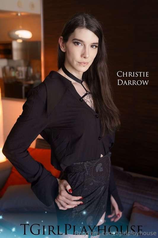 American Tgirl Christie Darrow makes her Playhouse debut 🔥 H..