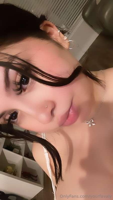 I’ve been such a tease today. Think you can handle me tonigh..
