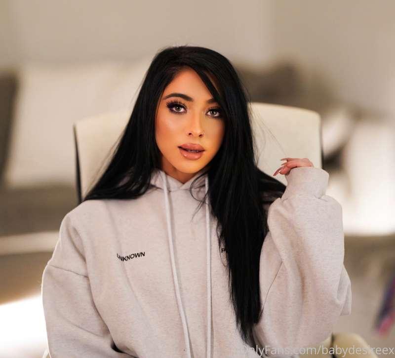 babydesireex image #0