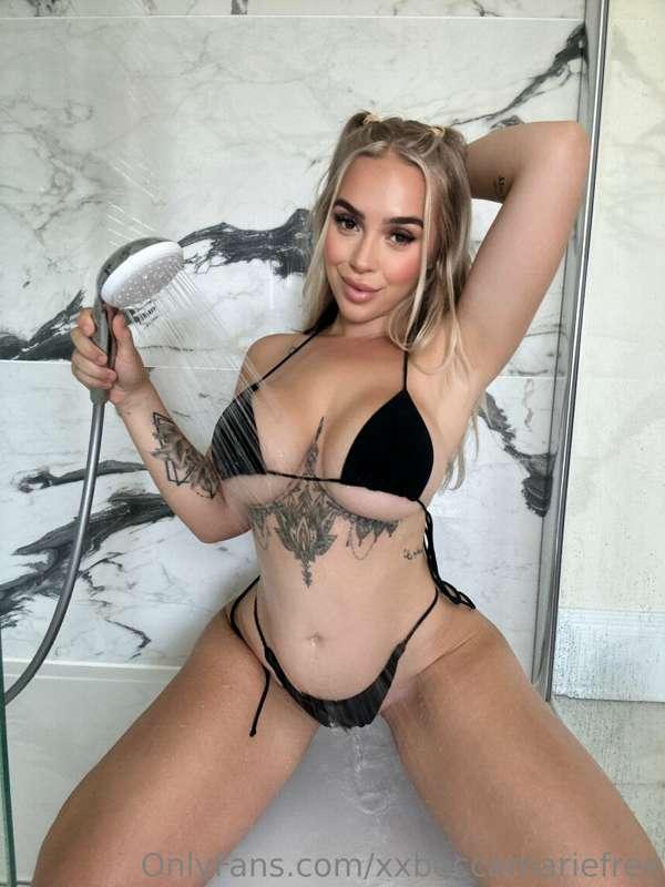 Waiting for you on my VIP @xxbeccamarie 😈