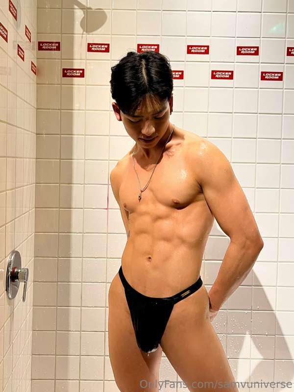 Took a visit to the Locker Room Bar in Taiwan with a working..