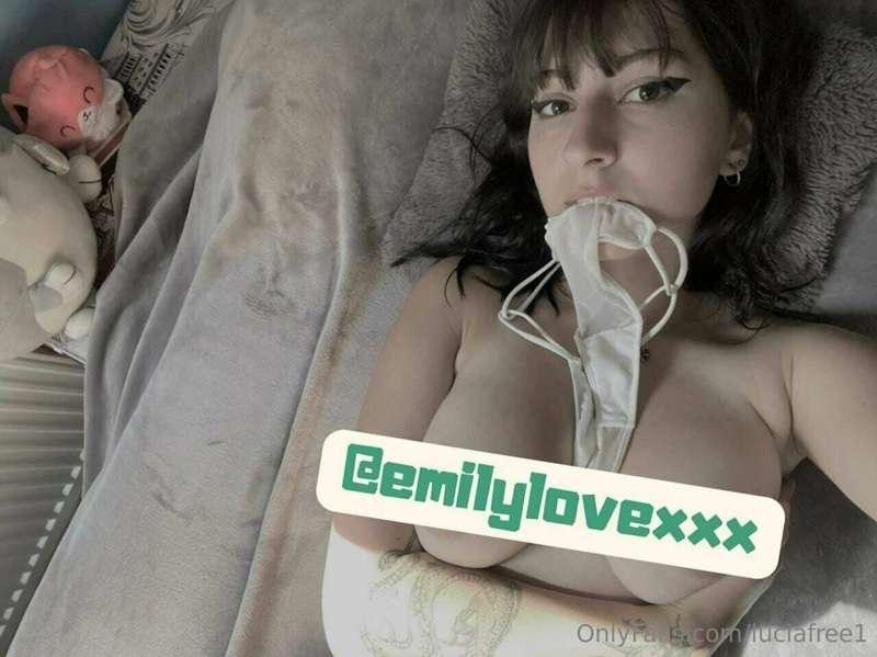 ⬇️FREE ACCOUNT⬇️
@emilylovexxx
🐥
CUM first time into her pus..