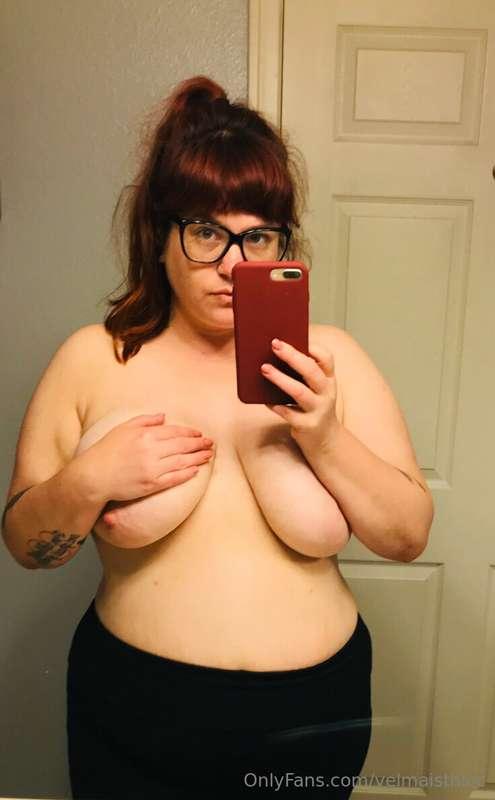 Mommy needs to be milked. 💕