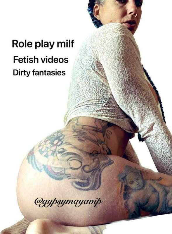 Role play milf with a lot of videos to make your dirties fan..
