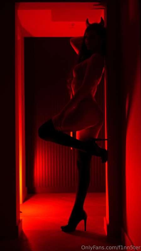 ❤️red light district🖤