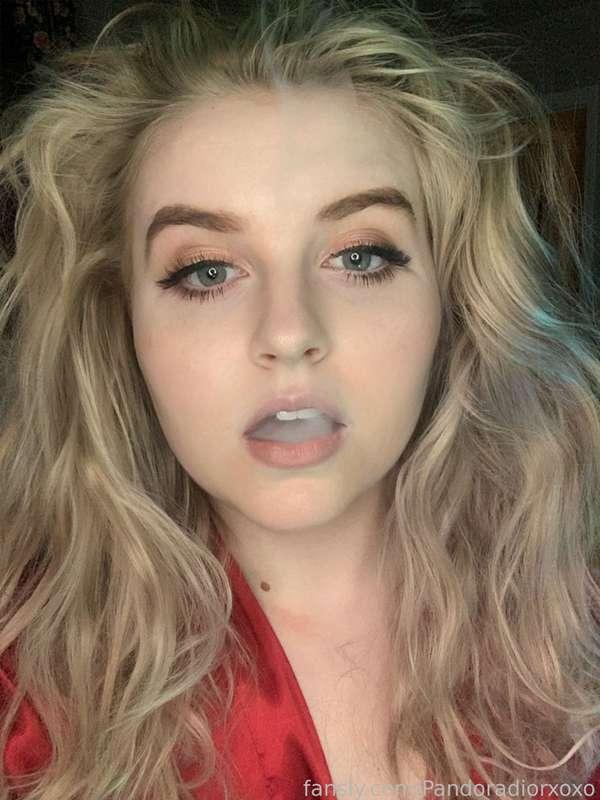 pandoradiorxoxo image #0