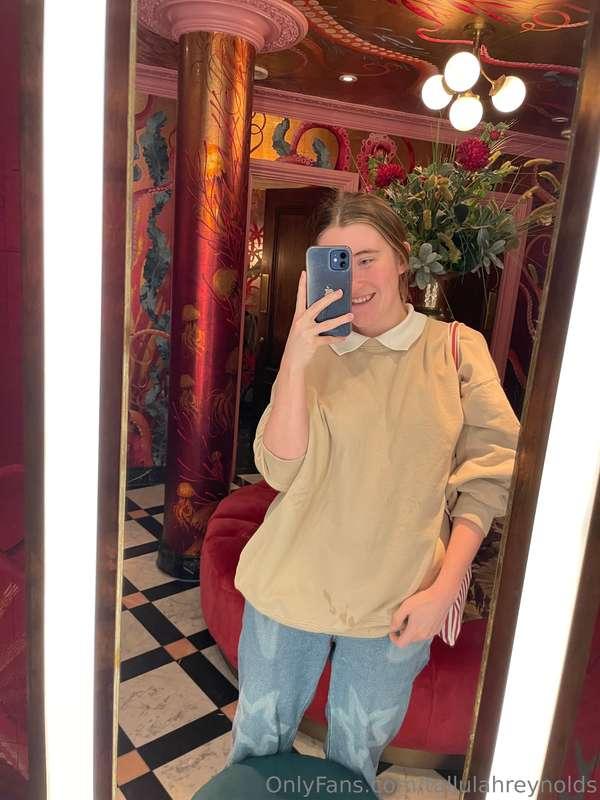 🧚🏻‍♀️ Happy Fairy Friday 🧚🏻‍♀️ Not quite outdoors but these ..