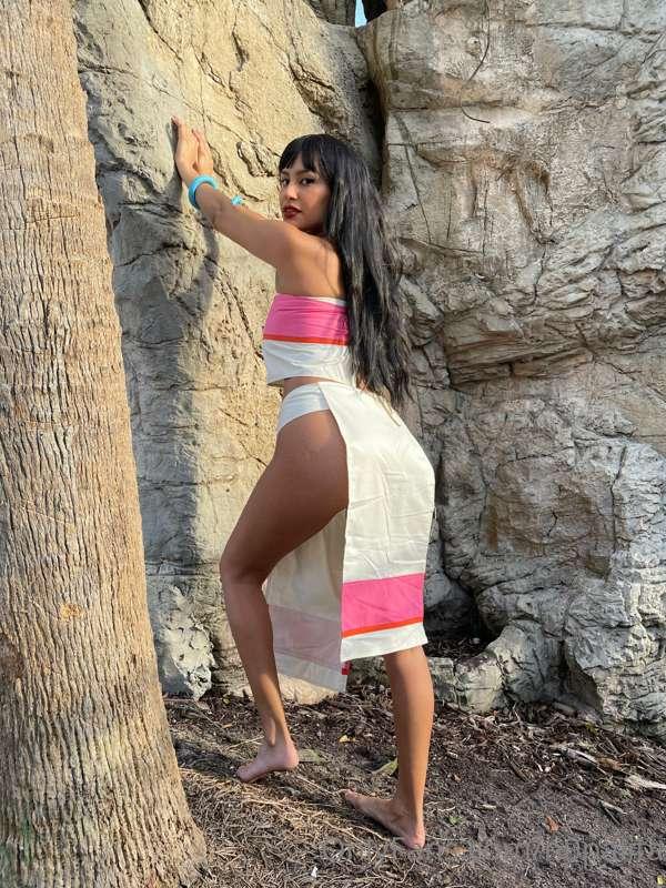 Happy hump day ft Chel 🥰 I was thinking of posting a master ..