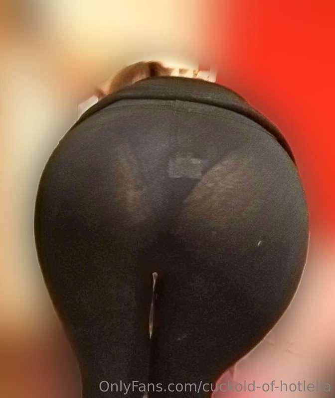 Quando esce di casa vestendosi così trasparente, sto quasi s..