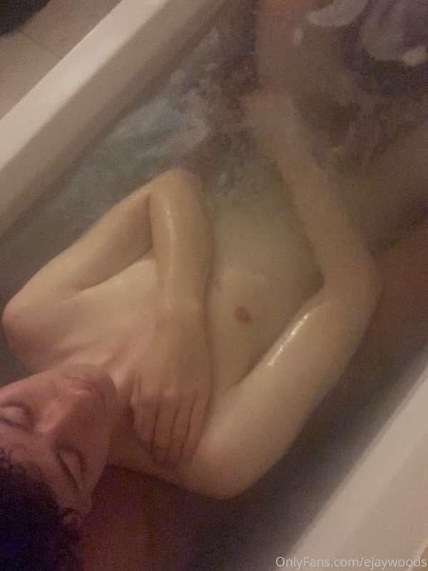 bath w/ the mans