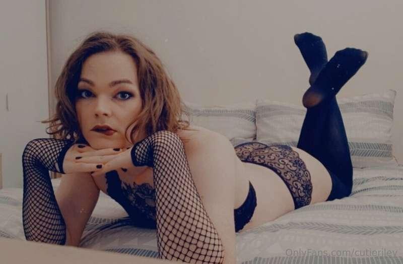 Imagine being greeted by this as you come home from work 😇