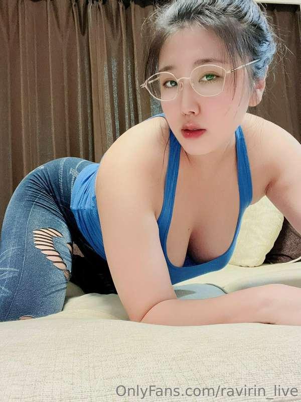 Do you like my jeans？👖🥰

ぴちぴちジーンズ👖🥰