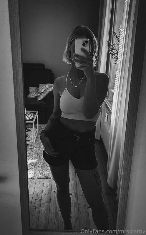 Hello 👋🏻 💋😍