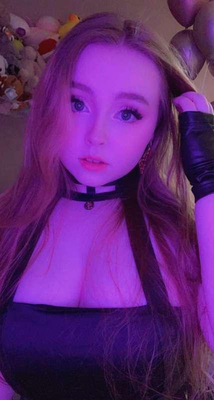 Yor cosplay without the wig (higher tiers ++)