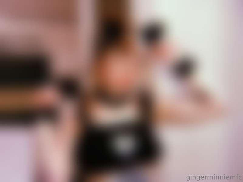 I look so cute dressed as a kitty, now I need to do a fox co..