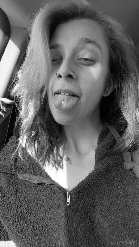 Surgery in 3 days!!! New hair and wellll you get some boobs ..