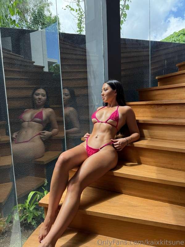 hot sun, hotter mood 🔥