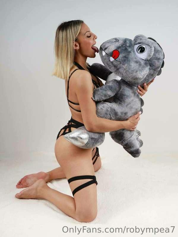 Volevo presentarvi il mio nuovo amico🤭🙄