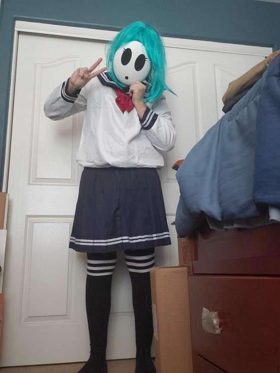 Schoolgirl cosplay!