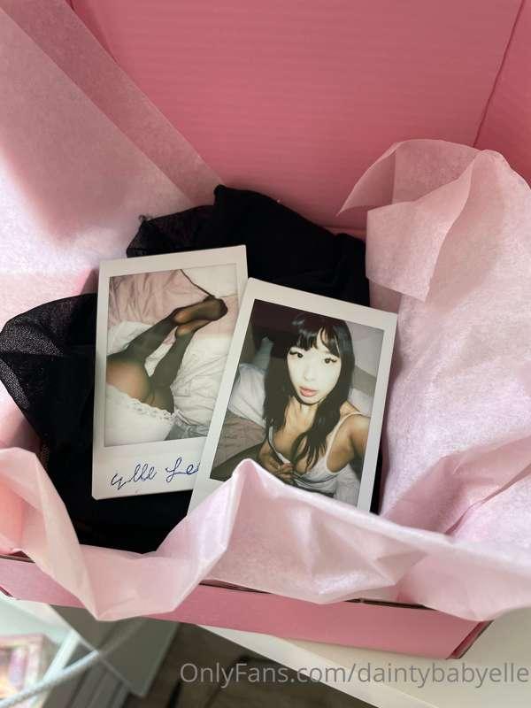 my first order selling my panties 💖 dm me if you want one!