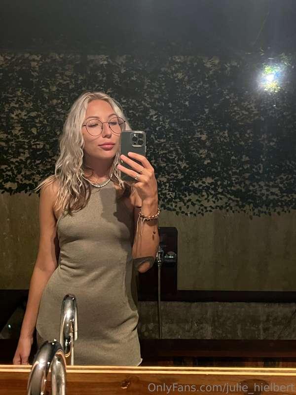 Quick stop to check the look😉