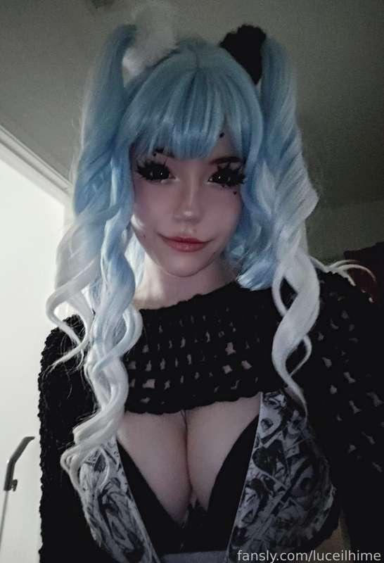 U see this at the end of your bed in the middle of the night 
What u doing? 😈👀🖤

#fyp#egirl#babyface#cute#cosplay#anime#demongirl#alt#pastelgoth