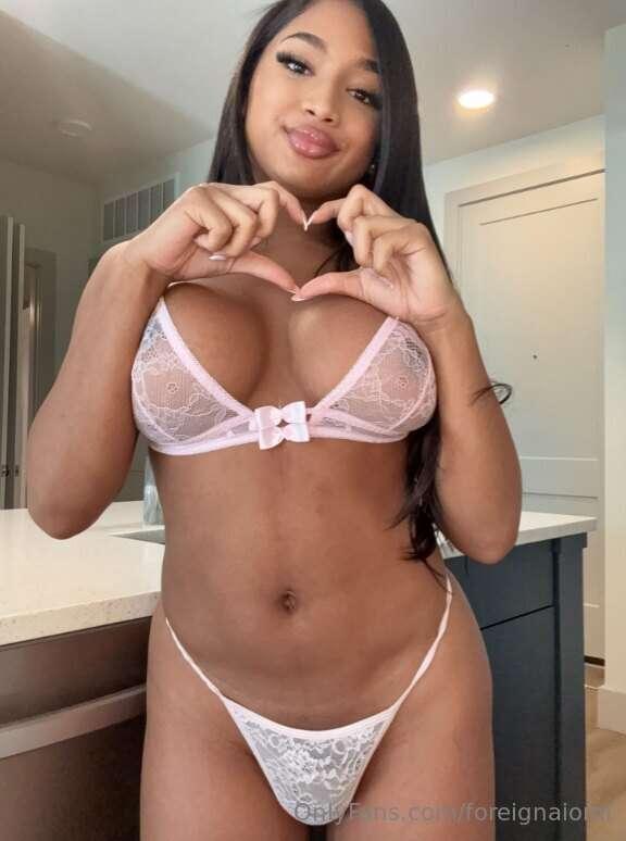 If I was in your bed right now, what would happen?🙈🙊