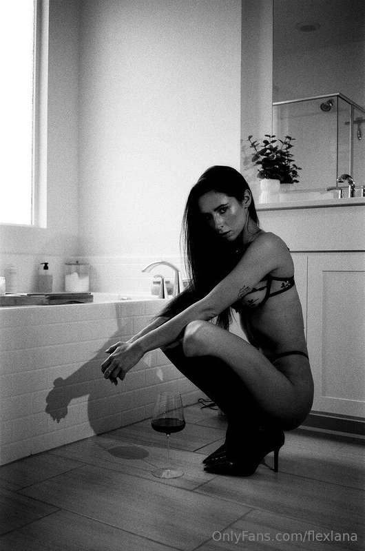 do you like black lingerie on me?