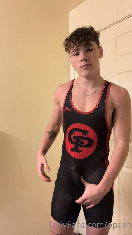 🚨🔥 75% OFF SINGLET BUNDLE! 🚨🔥

As a welcome to all my new su..