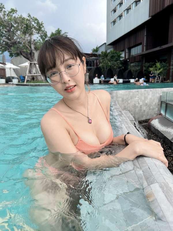 งื้อ เตรียมชุดมาถ่ายรูปสวยๆเยอะเลย รอชมนะคะ ☺️