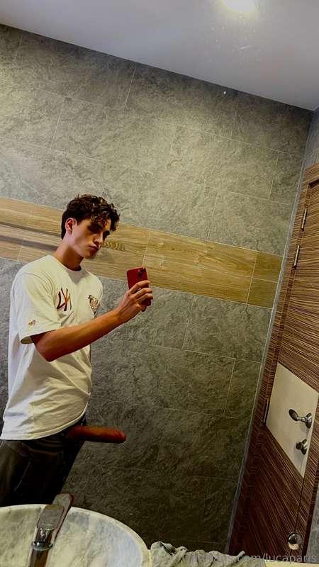 Hey welcome, slide in my dm‘s to have some fun☀️🥰😈