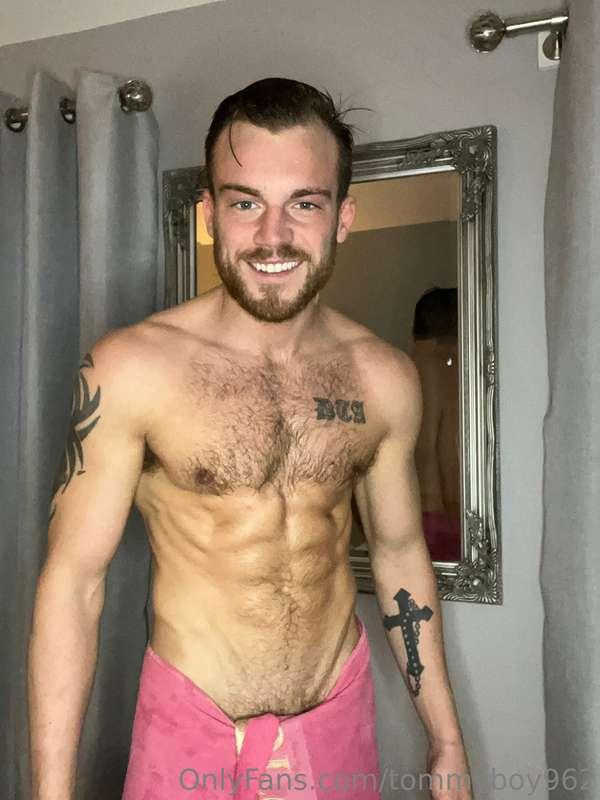 I need a hand drying you could you come help? 😈💦😍