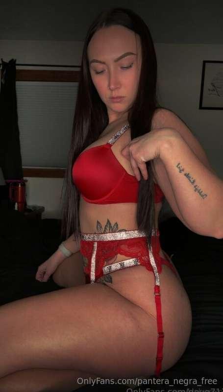 @babeexoShe’s waiting on you and ready to have a good time! ..
